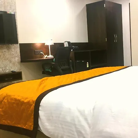 Hotel Aksh Inn